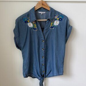 Redherring: Debenhams House Brand - Embroidered Daisy Denim Button Up UK 10
